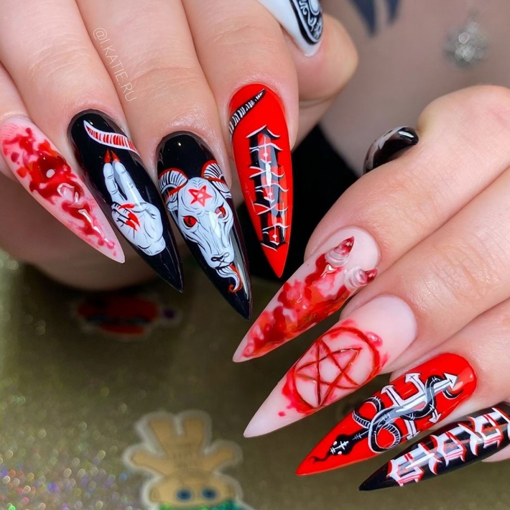Nail Art Vampire - 24個入り ハロウィン ロングスティレット つけ爪 ゴシック レッド