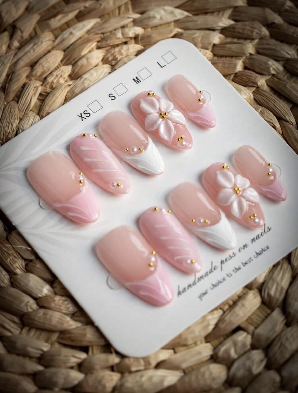 10個入りのアーモンド型の手作りネイル、優しいヌードピンクの - Nail Art Wedding のレビューと価格