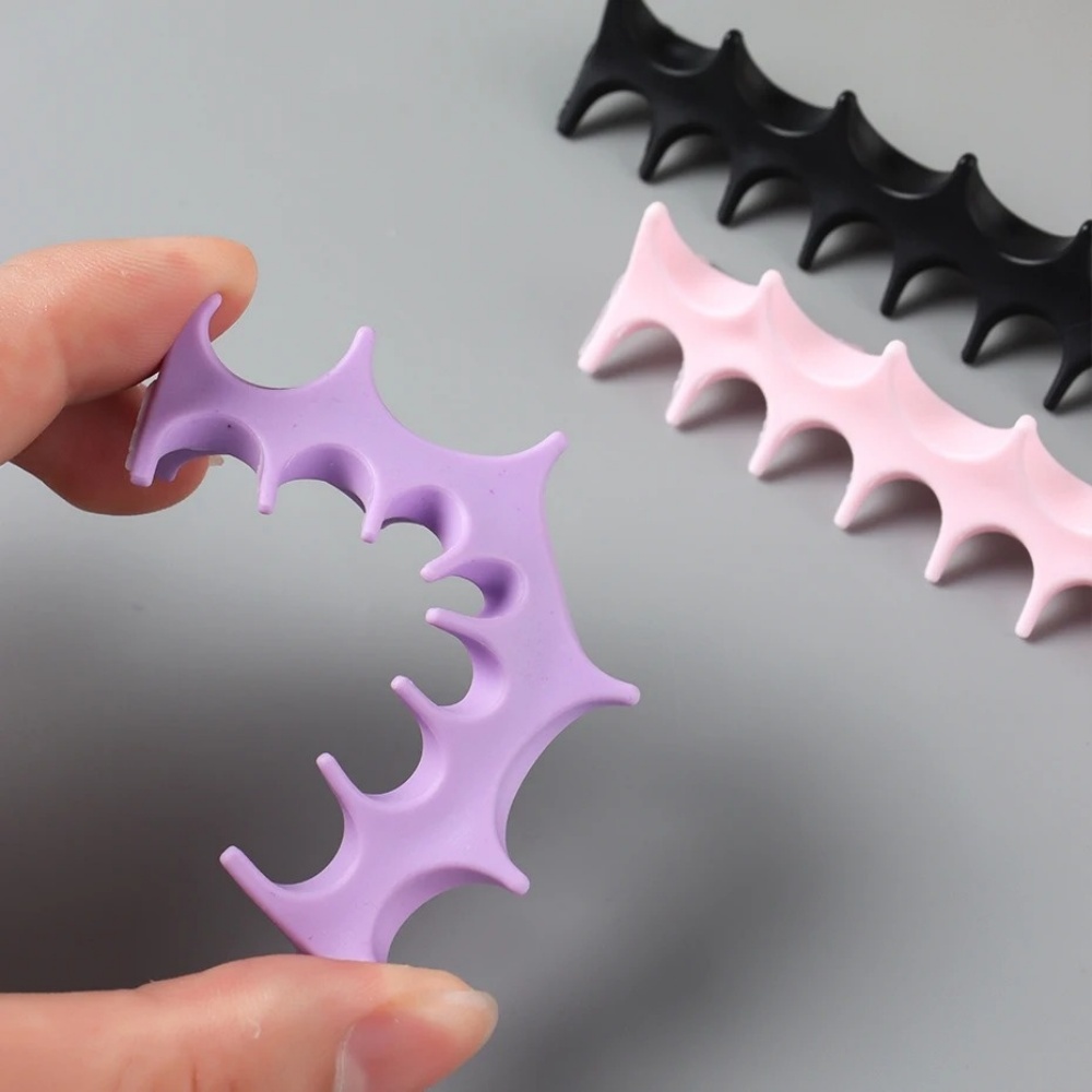 シリコンネイルアートペンホルダー UVジェルブラシディスプレ - Nail Fan Brush のレビューと価格