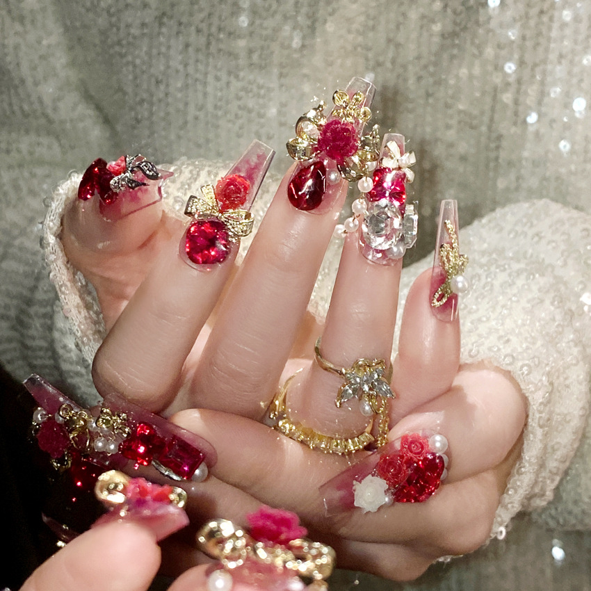 24 個新年重金属プレス爪中国の花嫁の結婚式偽爪フルカバーウ - Nail Art Wedding のレビューと価格