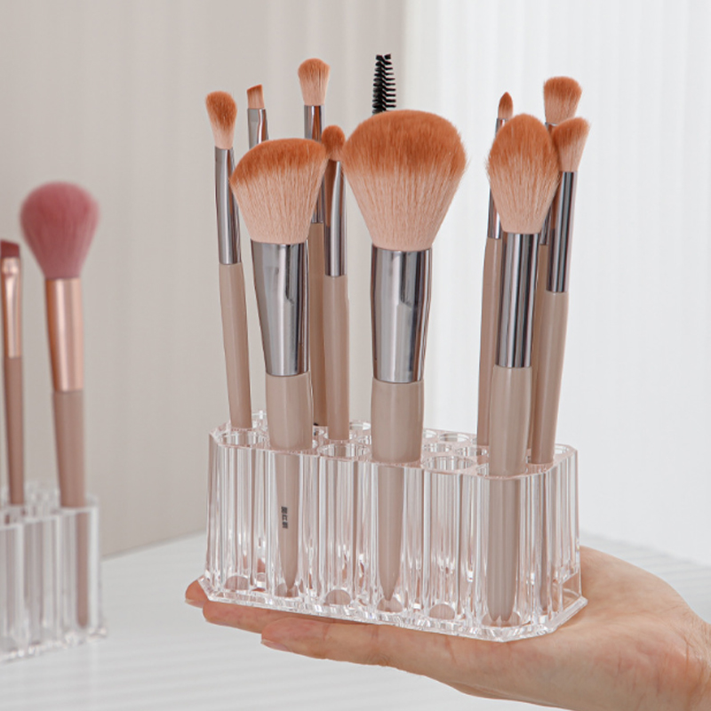 26 穴アクリルネイルブラシオーガナイザーネイルアートキット - Nail Fan Brush のレビューと価格