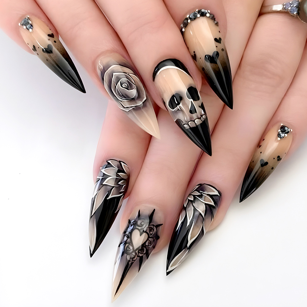 黒のグラデーションアクリルフェイクネイル,スカル,アーモンド - Nail Art Vampire のレビューと価格